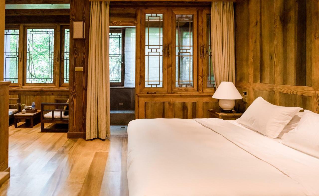 Songtsam Tacheng Lodge Deqen ภายนอก รูปภาพ